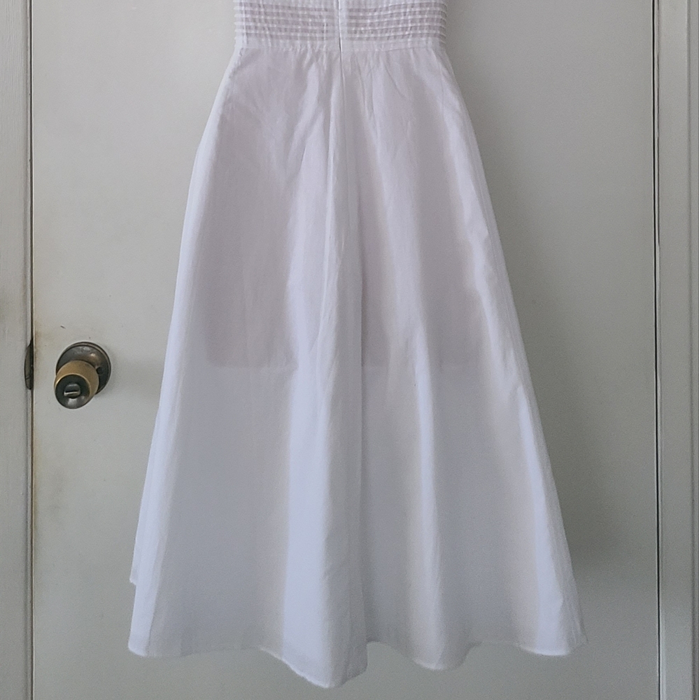 Cotton Sleeveless White Dress - Picture 6 of 7